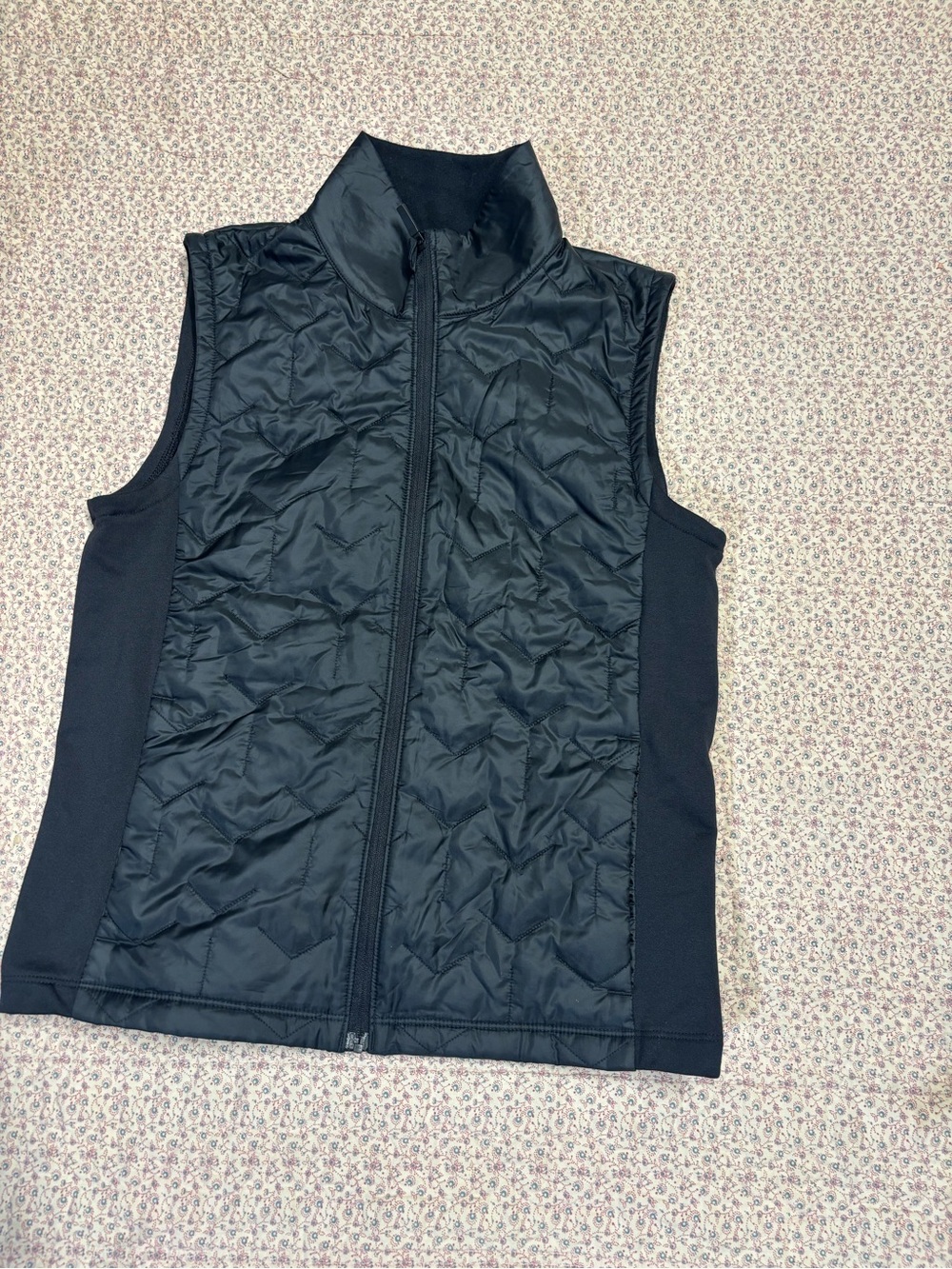 Brooks Black Quilted Women's Vest with Stretch Sides